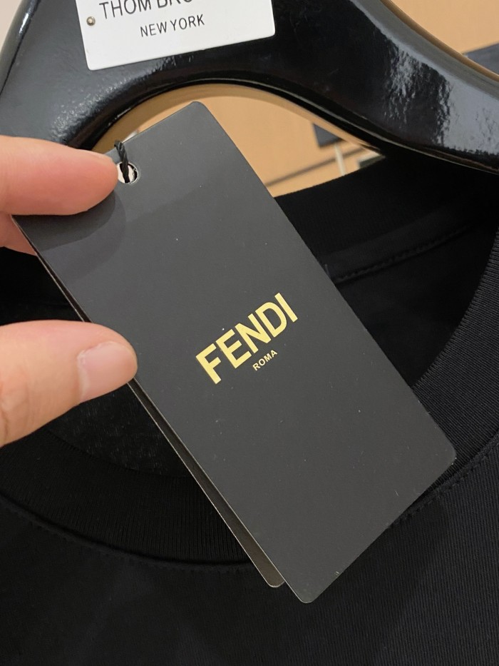 ★超人気 フェンディ n級品 の25 SS春夏の新作このスーツ