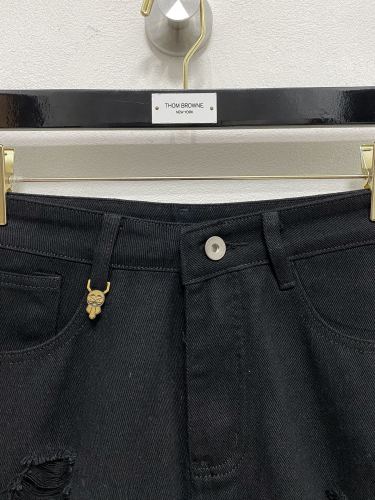 超奇跡の入荷☆ フェンディ コピーおすすめ のデニムパンツ
