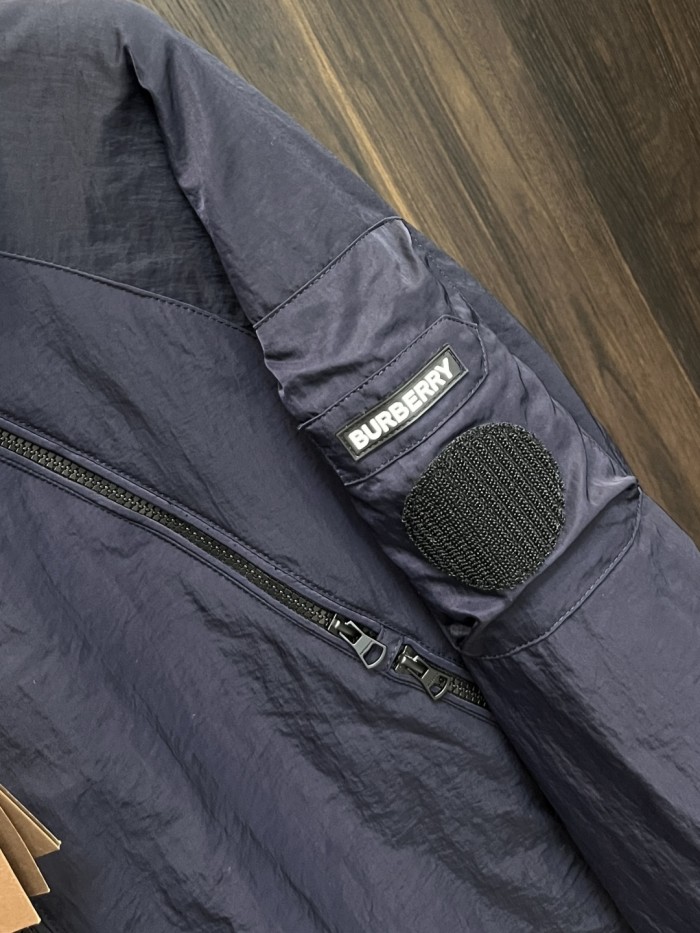 超奇跡の入荷☆ バーバリー 激安通販 のキャップ付きジャケット