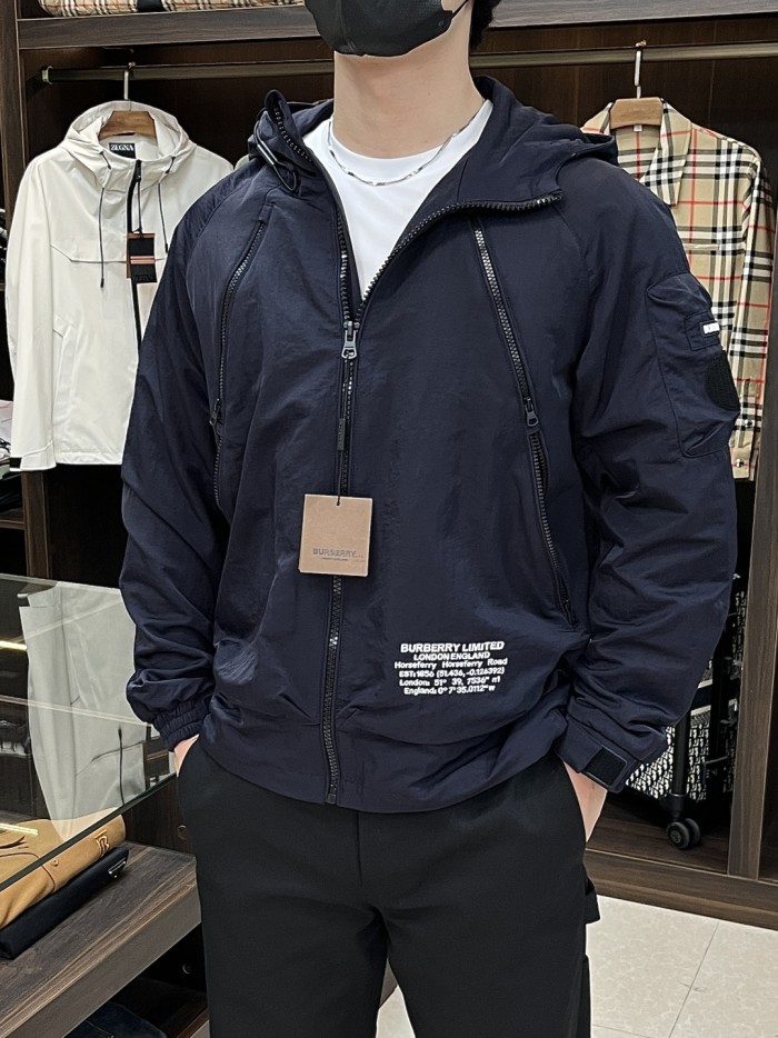 超奇跡の入荷☆ バーバリー 激安通販 のキャップ付きジャケット