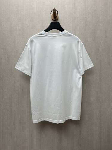 超話題! バーバリー 激安偽物 の25 ssの新しいTシャツ