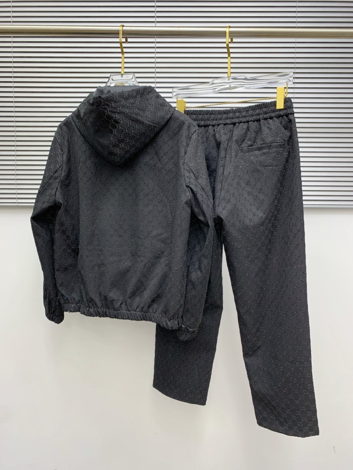 追跡付 グッチ コピー のカジュアルスーツ