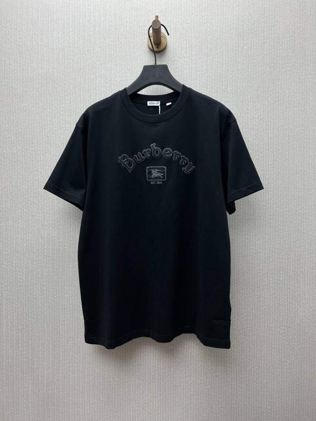 入手困難 バーバリー n級品 の25 ssの新しいTシャツ