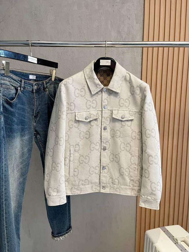 追跡付 グッチ スーパーコピー のカジュアルでスタイリッシュなジャケット