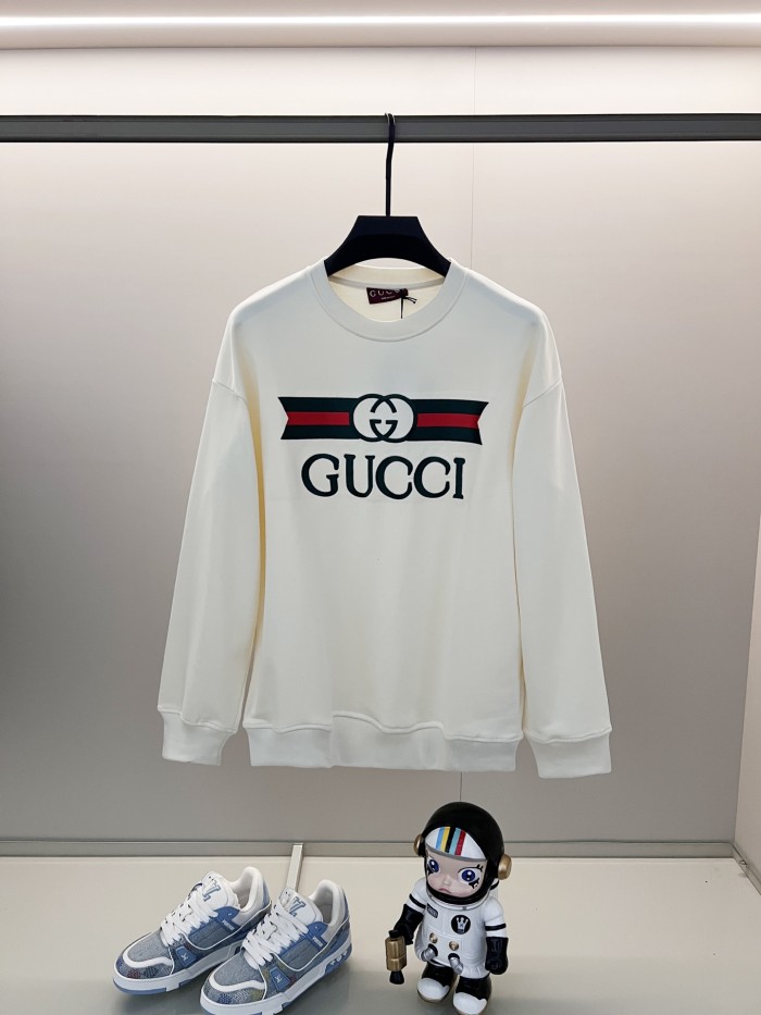 超奇跡の入荷☆ グッチ n級品 の丸首の衛衣