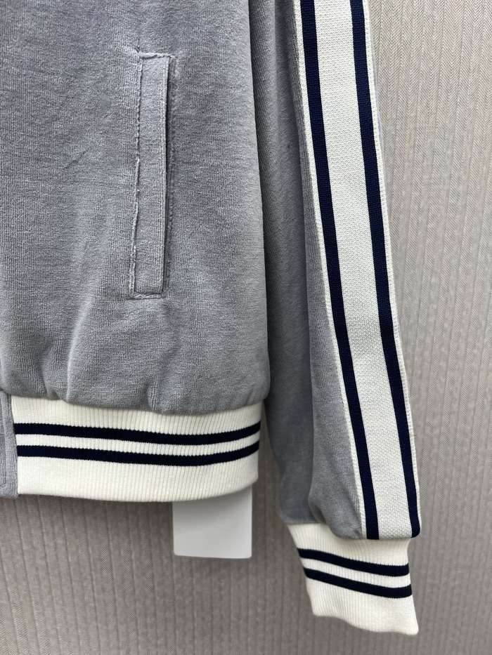 追跡付 セリーヌ 激安偽物 の 刺繍長袖ファスナー野球ウェアレディースハイバージョン