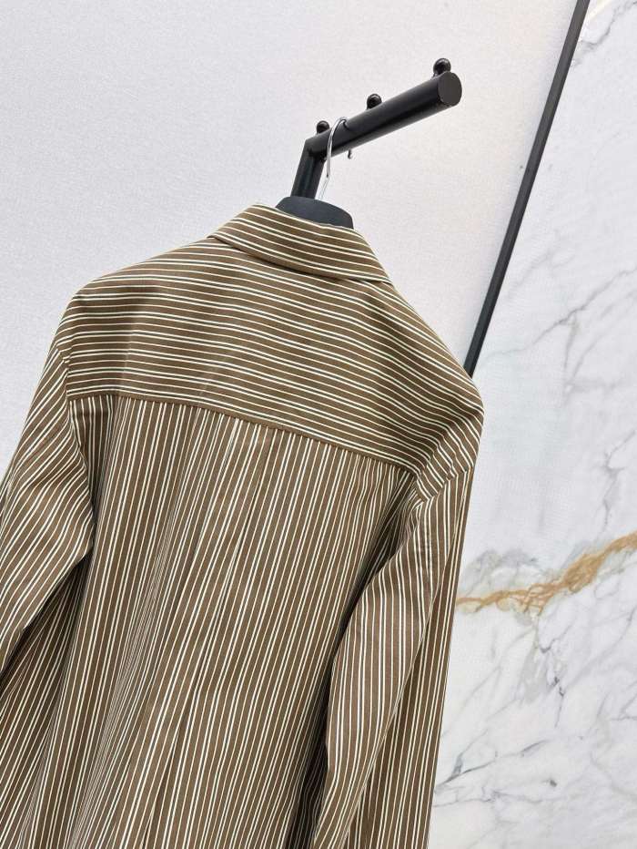 使い勝手良し ディオール 偽物通販 の25 Ss春夏最新ロゴ刺繍装飾ストライプシャツ