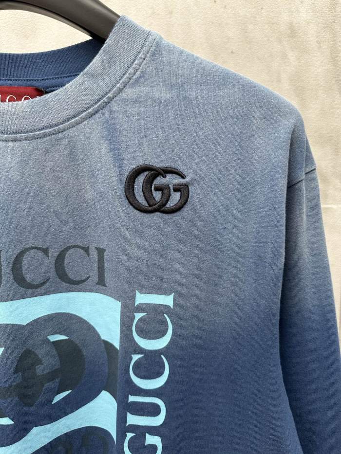 高品質 グッチ コピーおすすめ の 炒め色刺繍プリントラウンドネック長袖Tシャツ
