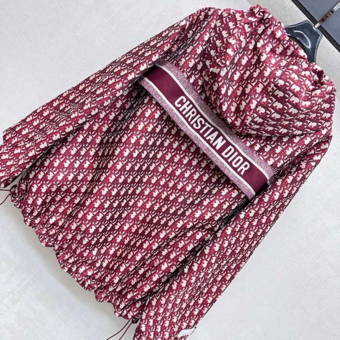 超奇跡の入荷☆ ディオール 激安通販 の25 ss秋のジャカード連帽ポンチョコート➕パンツスーツ