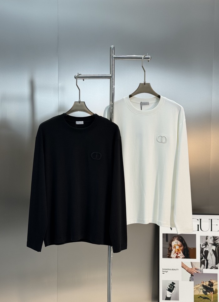 【話題商品！】 ディオール コピーおすすめの25SS長袖Tシャツ