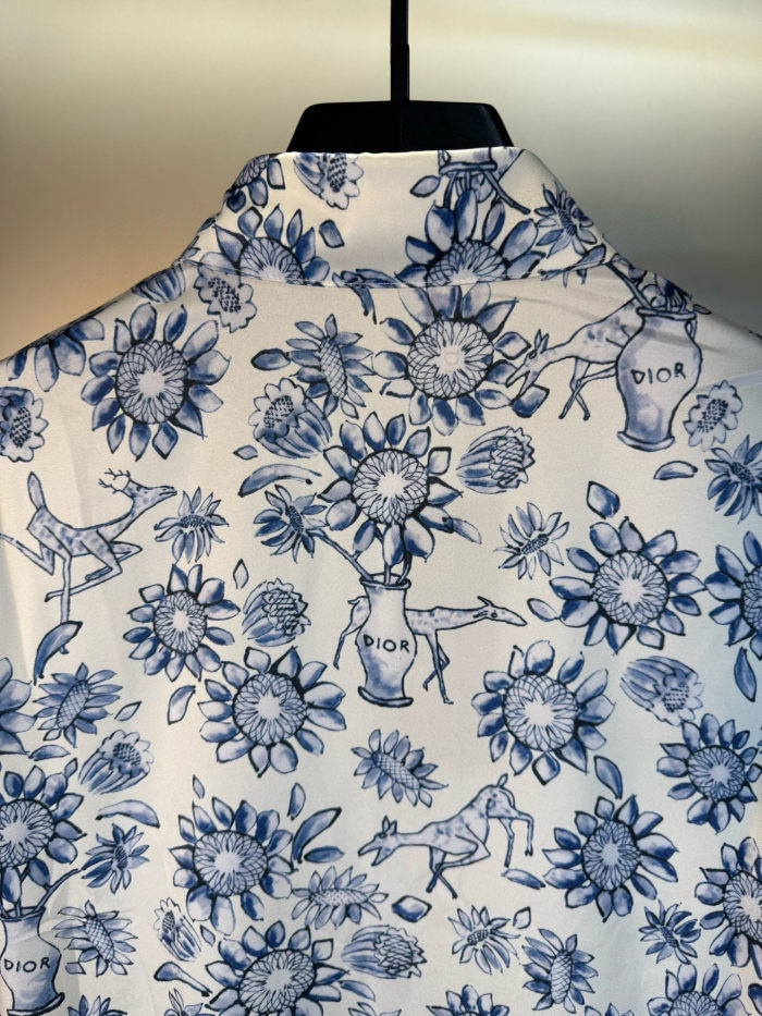 【限定】 ディオール n級品 の シルク全幅プリント半袖シャツ