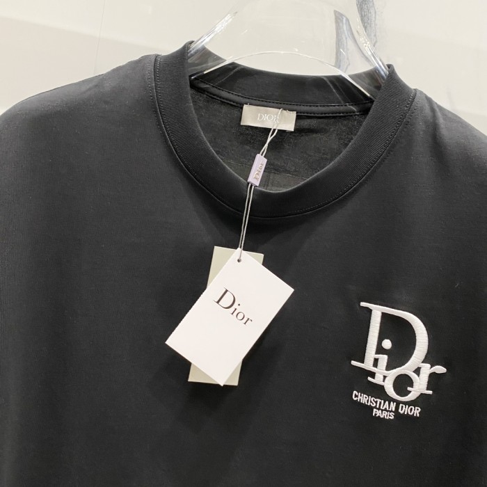 使い勝手良し ディオール コピー の前後に刺繍の新型Tシャツ