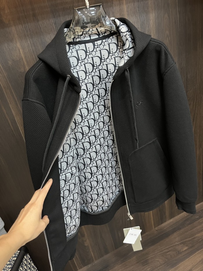 【限定】 ディオール 激安偽物 のキャップ付きジャケット