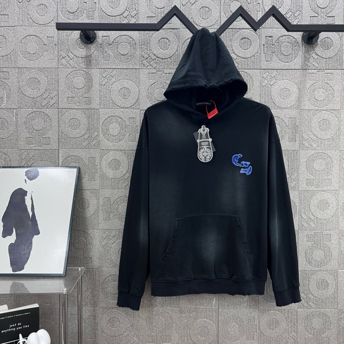 超話題! クロムハーツ コピーおすすめ の布を張ってカップルのカジュアルな帽子付き衛衣を刺繍する