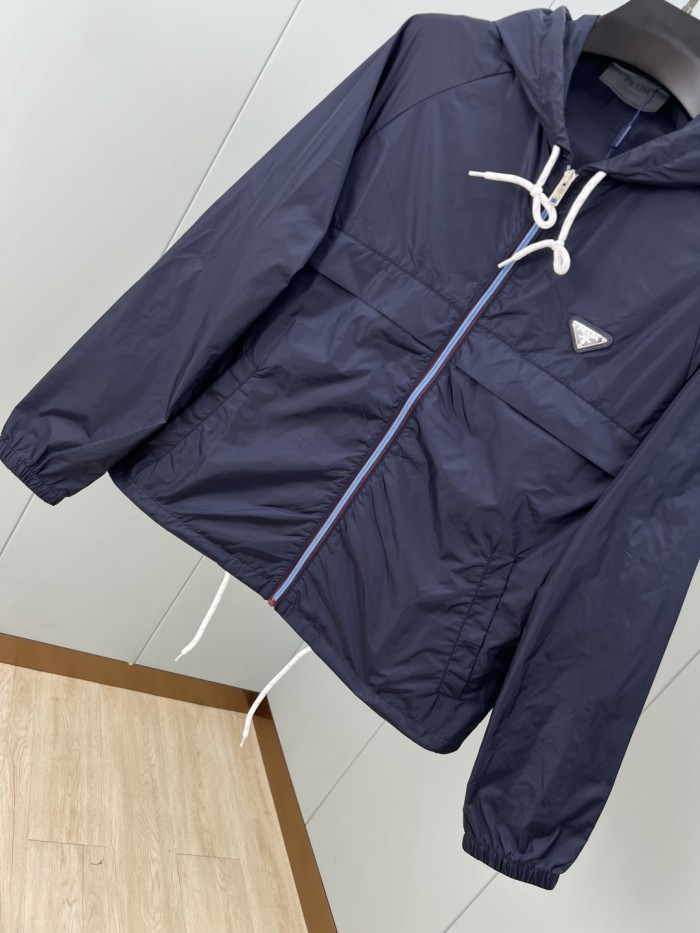 稀少 プラダ 偽物通販 の2025 ss秋冬紳士服再生ナイロンパーカー軽やかな連帽ジャケット