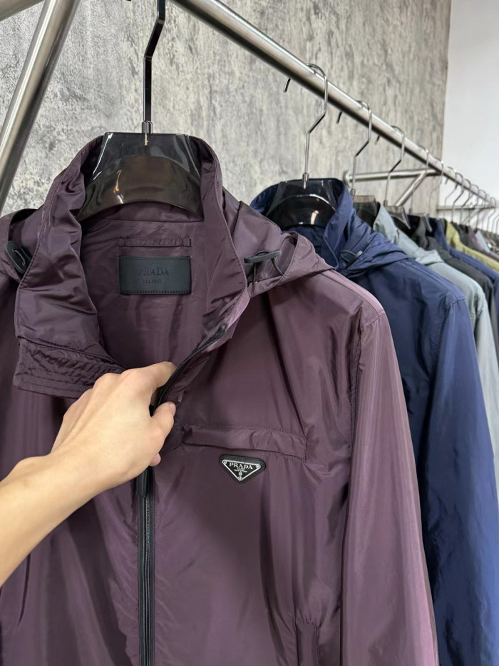超奇跡の入荷☆ プラダ 激安通販 のフードコートパーカー