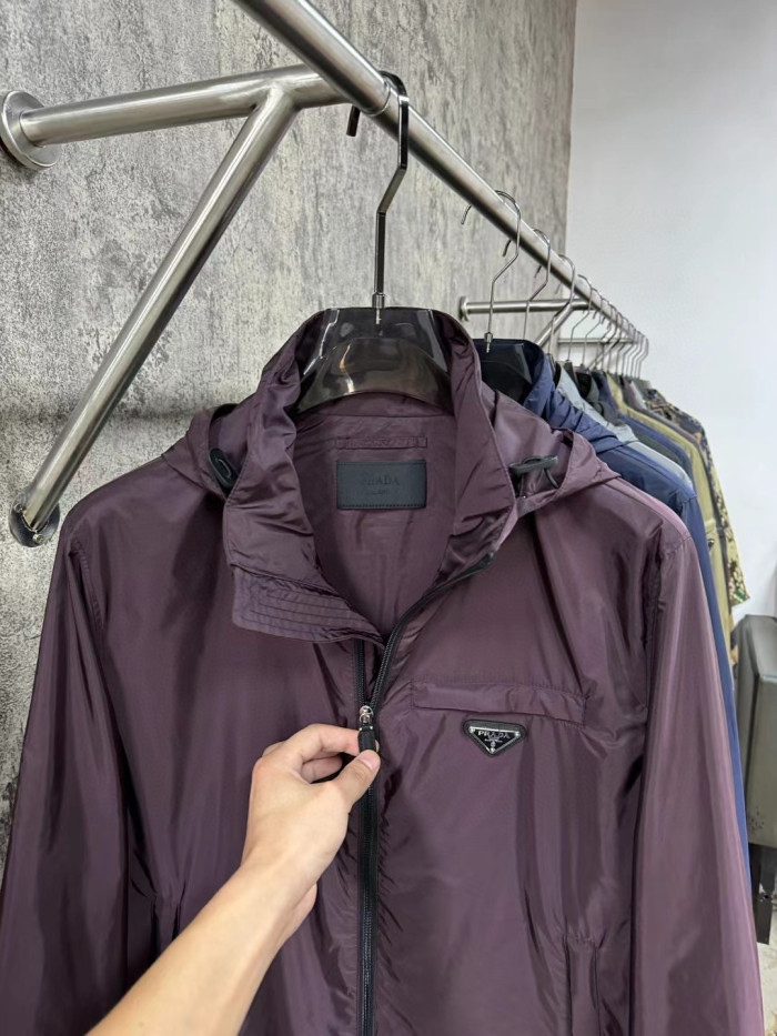 超奇跡の入荷☆ プラダ 激安通販 のフードコートパーカー