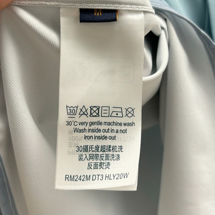 超話題! ルイヴィトン 偽物通販 早秋のソケットプリントシャツ