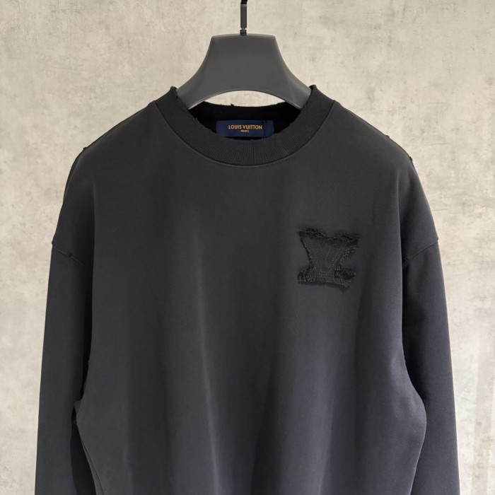 超話題! ルイヴィトン 偽物通販  LV新型布張り刺繍長袖衛衣Tシャツ
