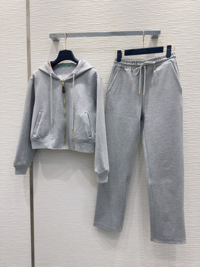 【限定】 ルイヴィトン n級品 キャップ付きジッパーパンツのリバーシブルスーツ