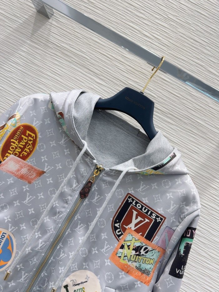 【限定】 ルイヴィトン n級品 キャップ付きジッパーパンツのリバーシブルスーツ