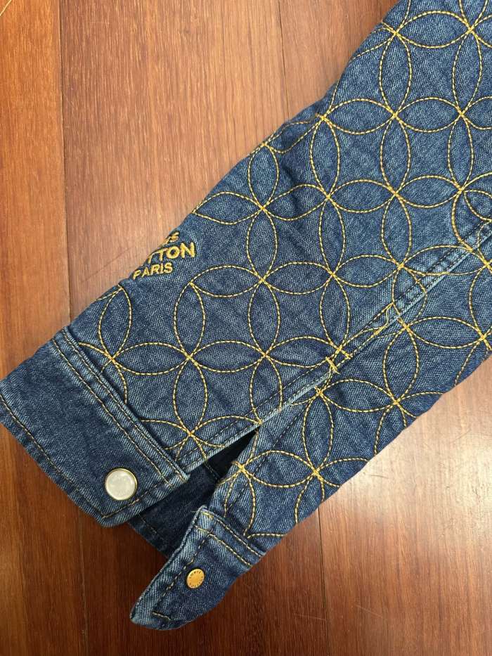 【話題商品！】 ルイヴィトン 激安偽物 のデニムワークジャケット