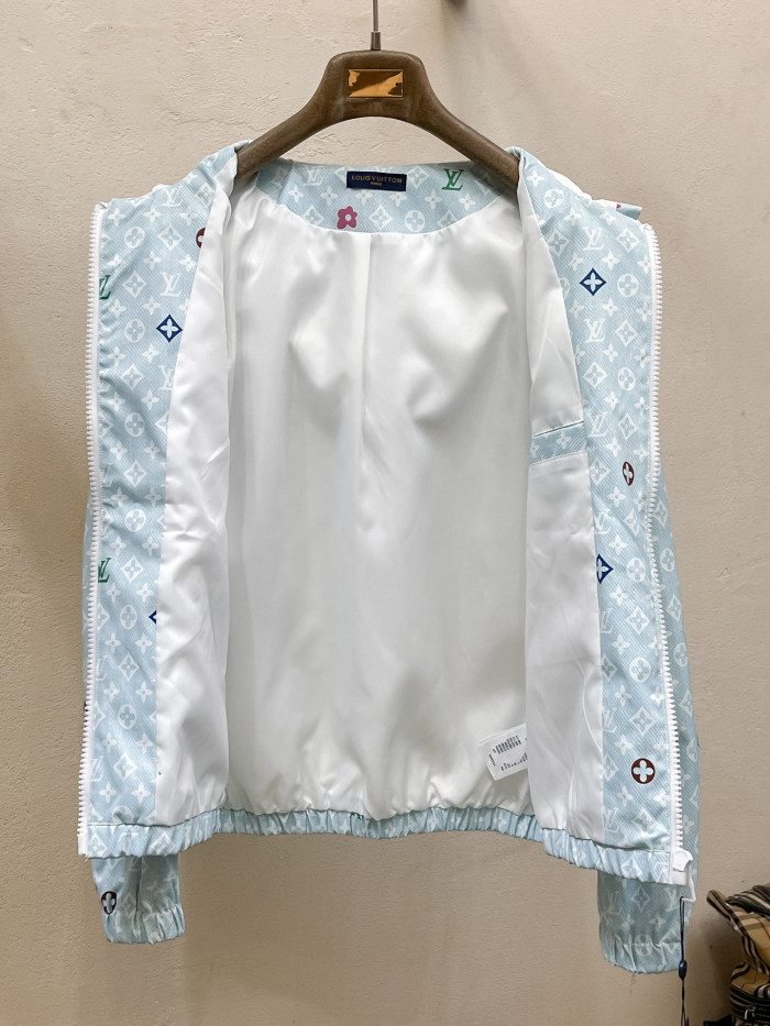 一目惚れ♪ ルイヴィトン n級品 カジュアルスーツ