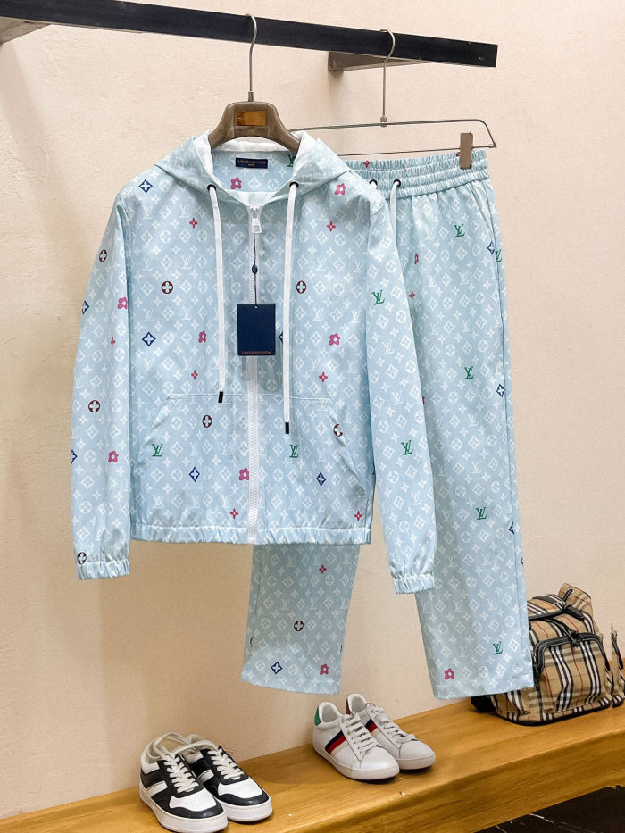 一目惚れ♪ ルイヴィトン n級品 カジュアルスーツ