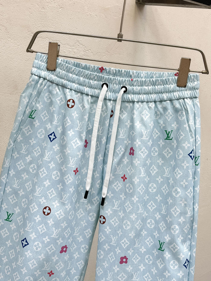 一目惚れ♪ ルイヴィトン n級品 カジュアルスーツ