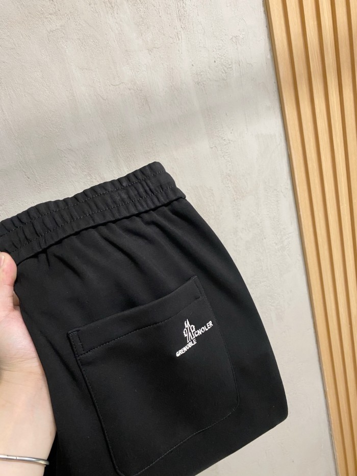 使い勝手良し モンクレール n級品 25 SS25 SSカジュアルパンツ