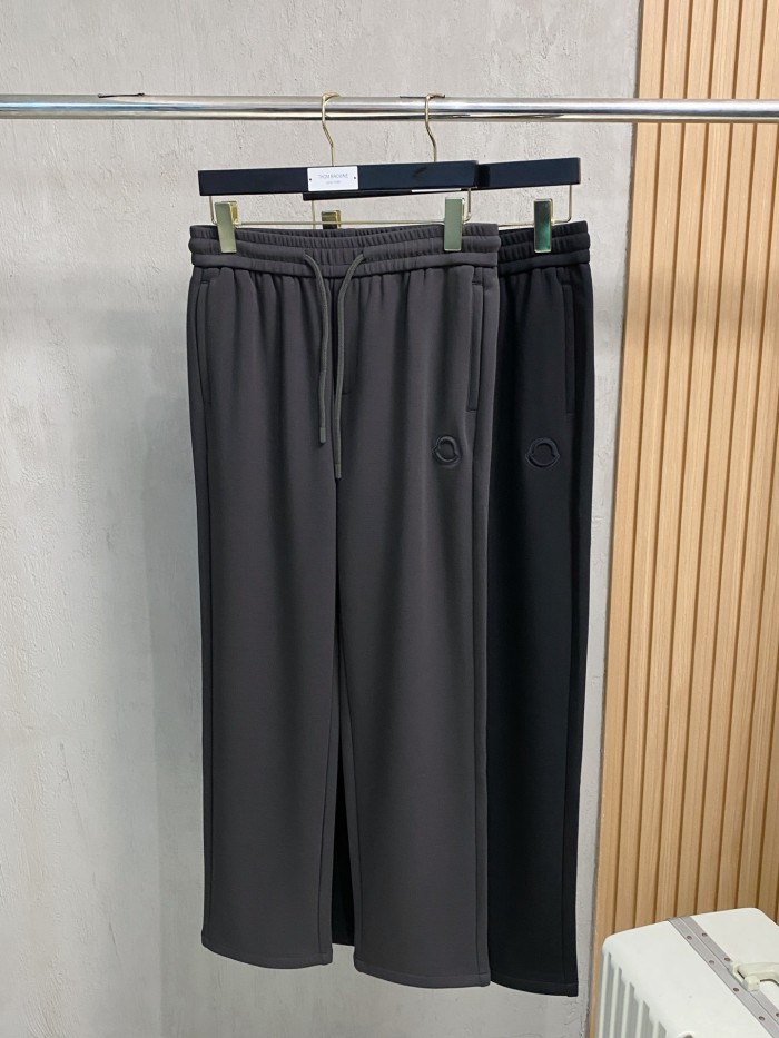 一目惚れ♪ モンクレール コピーおすすめ 25 SS25 SSカジュアルパンツ