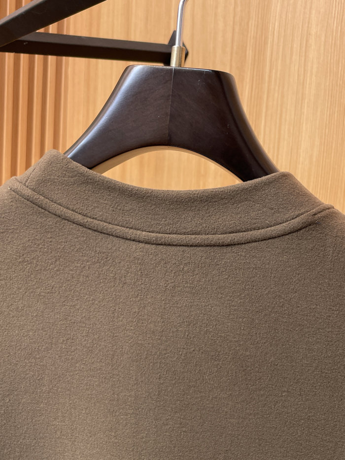 【話題商品！】 モンクレール コピーおすすめ 25SS 秋厚手加絨下地単着長袖T袖