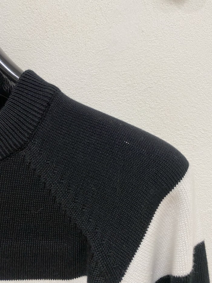 高品質 モンクレール コピー 25 SS25 SS丸首長袖セーター
