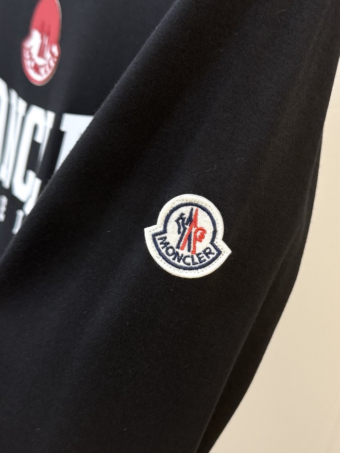 ★超人気 モンクレール 激安通販 ラウンドネックロングスリーブTシャツ