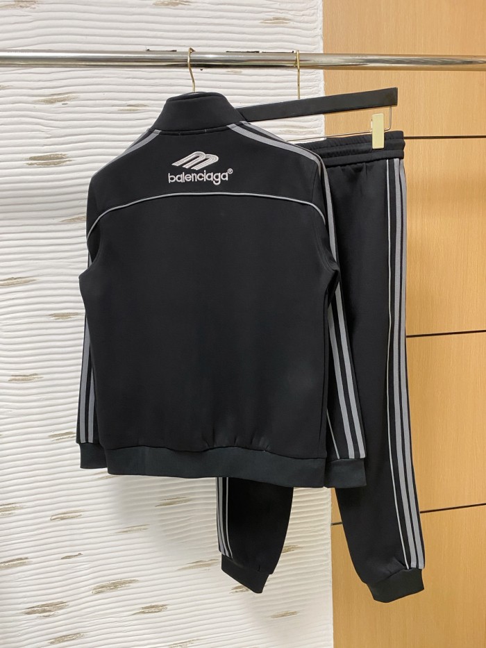 【限定】 バレンシアガ スーパーコピー の25SS秋冬スタンドカラーカーディガンセット