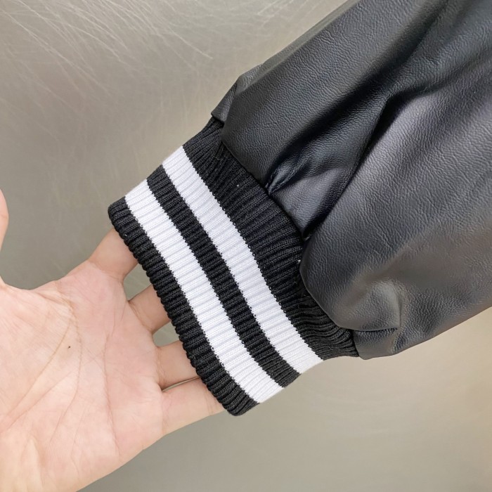 追跡付 バーバリー 偽物通販  の25 ss学院風黒袖タオル刺繍野球服