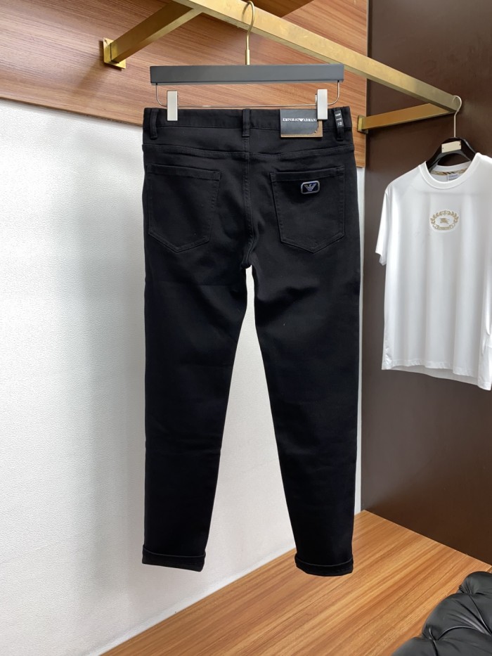 【話題商品！】 アルマーニ 激安通販 25 ss秋冬メンズのミニストレートジーンズ