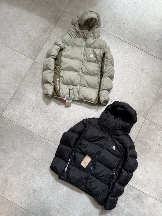 超奇跡の入荷☆ ナイキ スーパーコピー 連帽カップル秋冬機能レトロ保温厚手pコットンパン生地コート2色