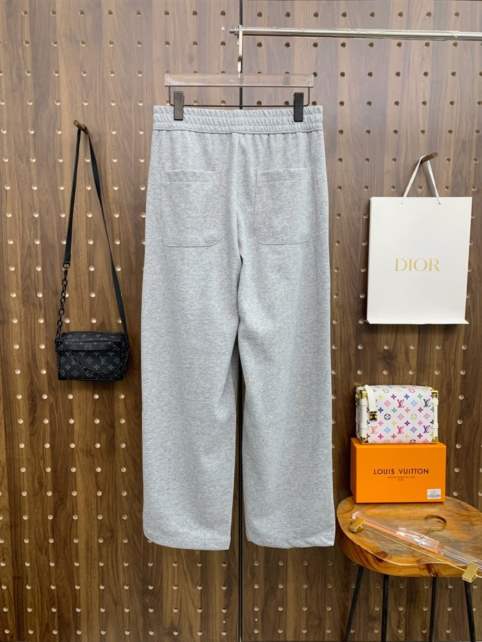 日本未入荷 ロエベ スーパーコピー 早秋の25 ssカジュアルパンツ