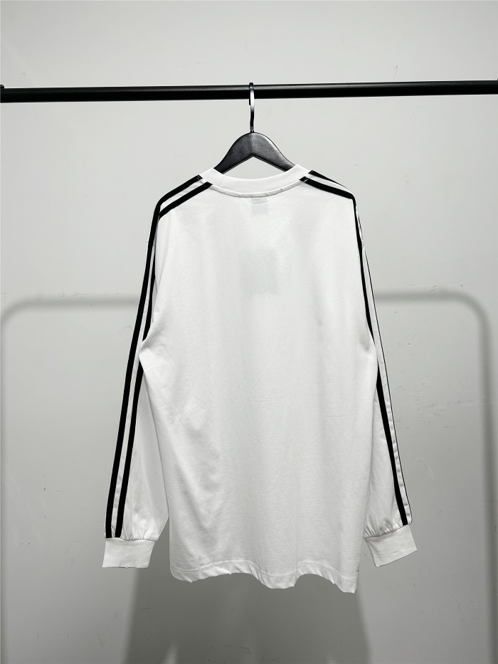 高品質 アディダス n級品 のプリント長袖Tシャツ