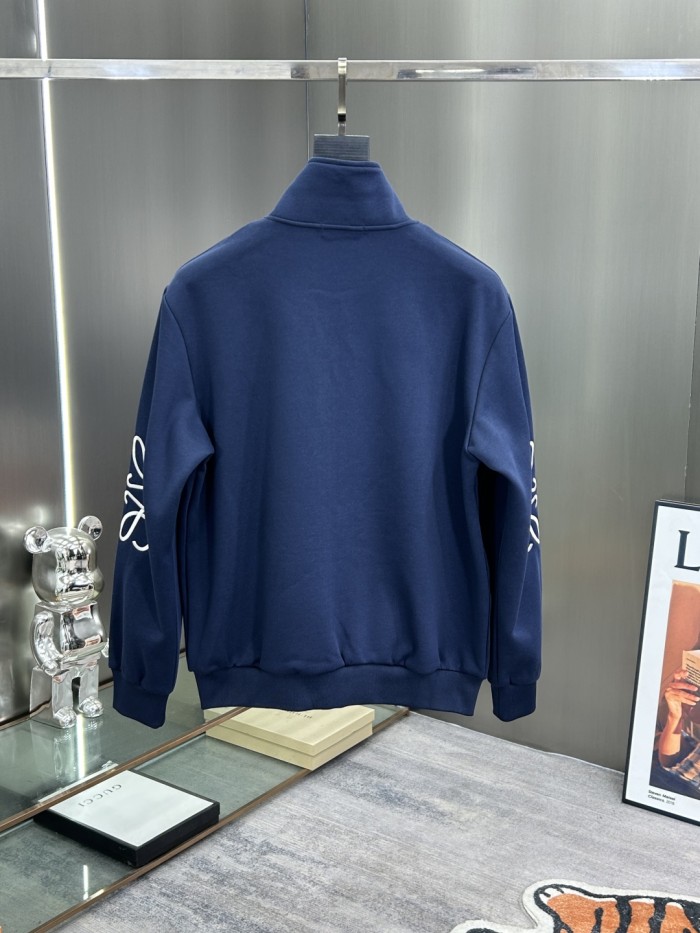 超奇跡の入荷☆ ロエベ 偽物通販 の25 ssスポーツカジュアルスーツ