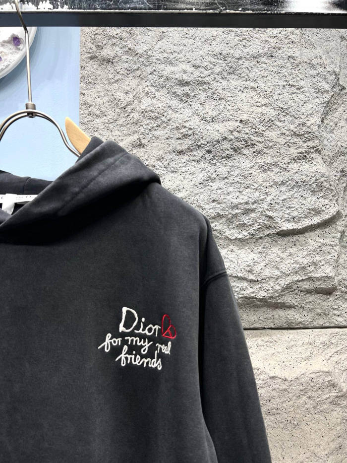 大人気 ディオール スーパーコピー のハートマーク刺繍💗ウォッシュ加工オーバーシャツ ラウンドネック ロゴTシャツ