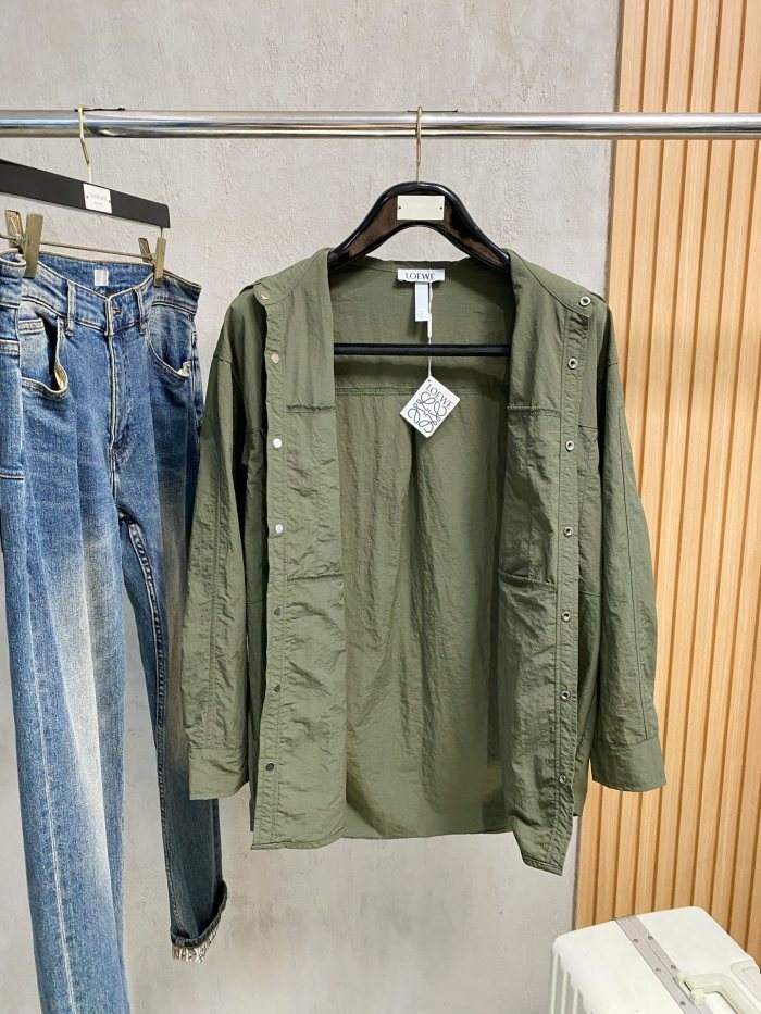 【限定】ロエベ スーパーコピー の25 ssシャツのコート