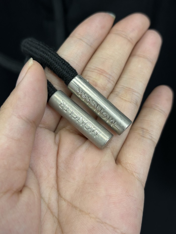 入手困難 モンクレール コピー の秋冬スエードパンツ