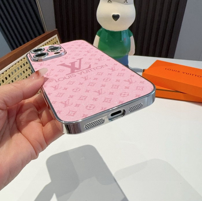 日本未入荷 ルイヴィトン 激安偽物 のLV携帯ケースメッキサイドフラッシュパウダーレンズフィルム全ケース
