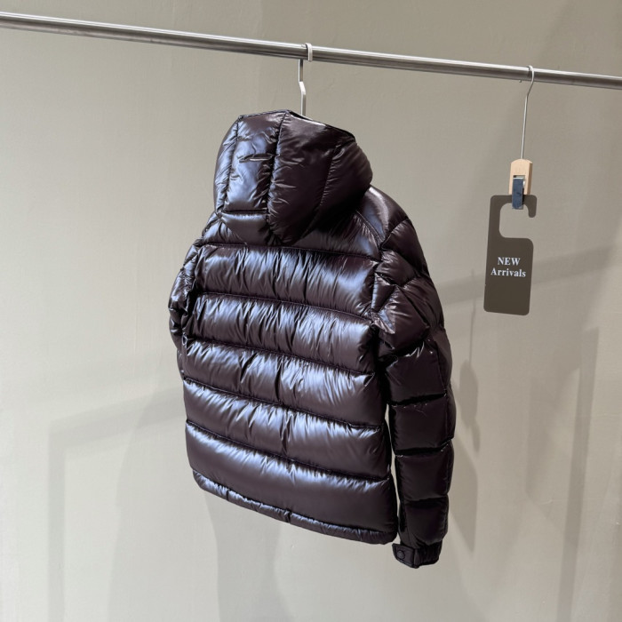 超奇跡の入荷☆ モンクレール コピー のショート丈ダウンジャケット