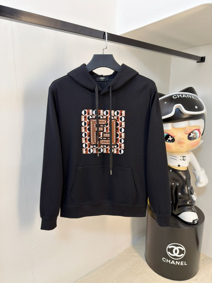 【限定】 フェンディ 激安偽物 の2026SS連帽衛衣