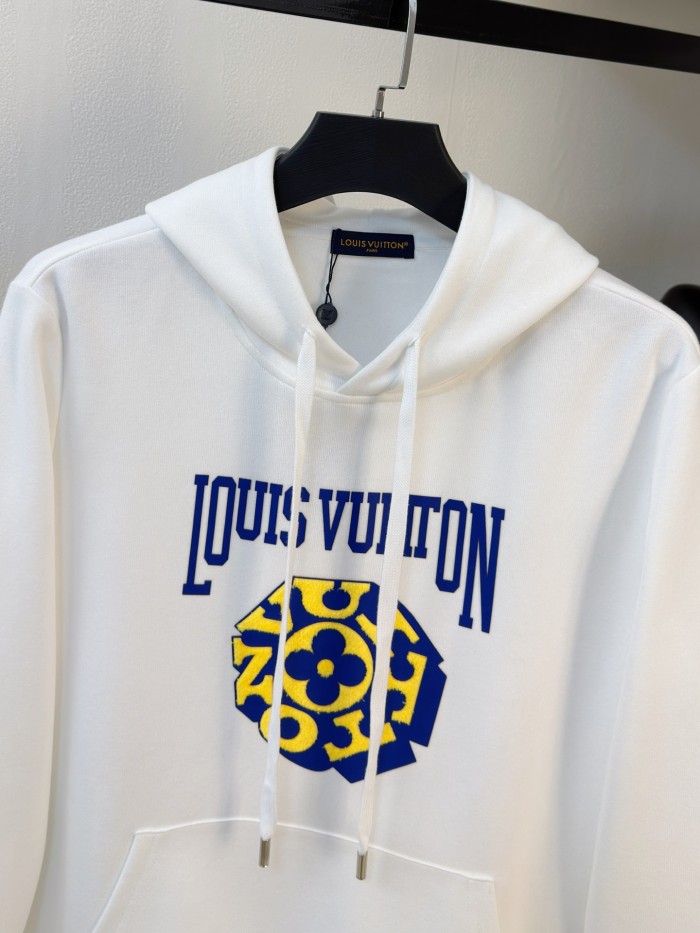 超奇跡の入荷☆ ルイヴィトン 激安偽物 2026SS連帽衛衣