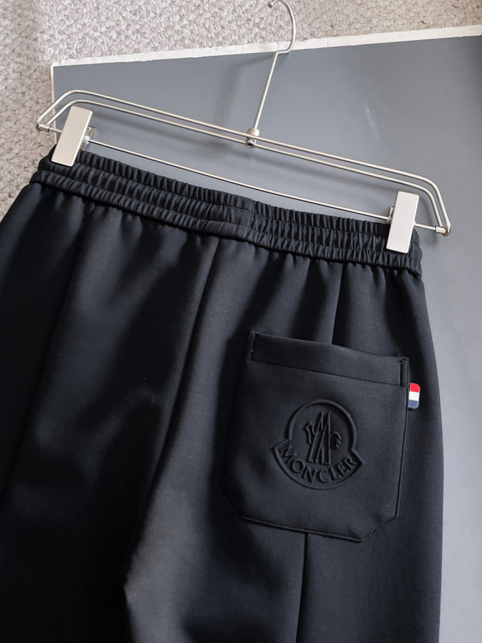 超奇跡の入荷☆ モンクレール スーパーコピー のカジュアルパンツ