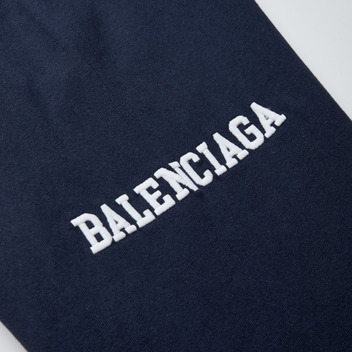 新作 バレンシアガ コピー の2026SS春サッカーシリーズボールウェア長袖Tシャツ